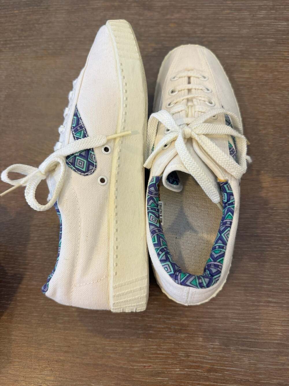Tretorn Nylite low-top sneakers shoes geometric blue and green logo Women 8